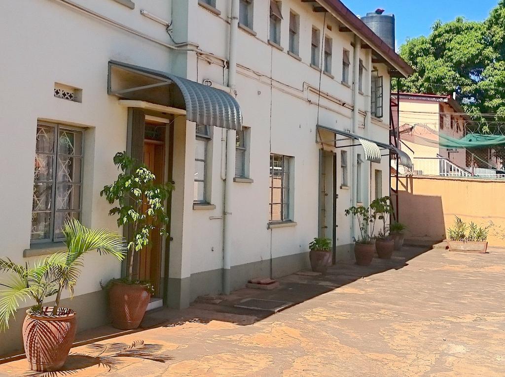 Hotel Acacia City Kampala Zewnętrze zdjęcie