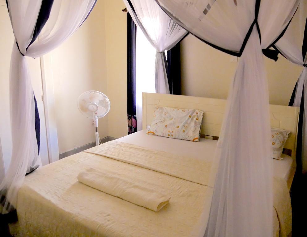 Hotel Acacia City Kampala Zewnętrze zdjęcie