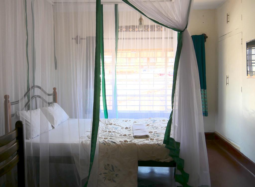 Hotel Acacia City Kampala Zewnętrze zdjęcie