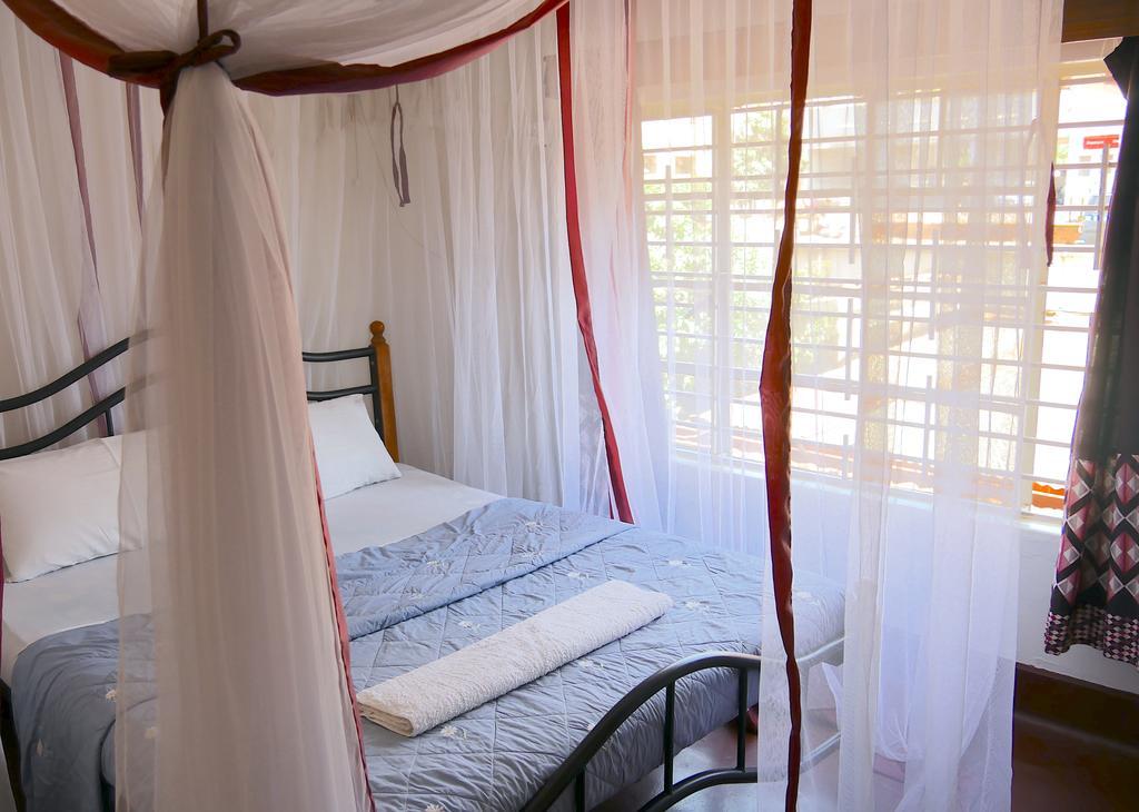 Hotel Acacia City Kampala Zewnętrze zdjęcie