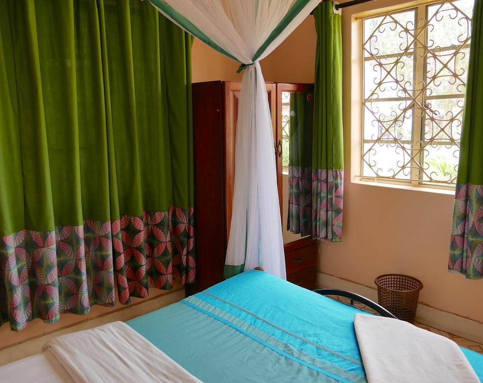 Hotel Acacia City Kampala Zewnętrze zdjęcie