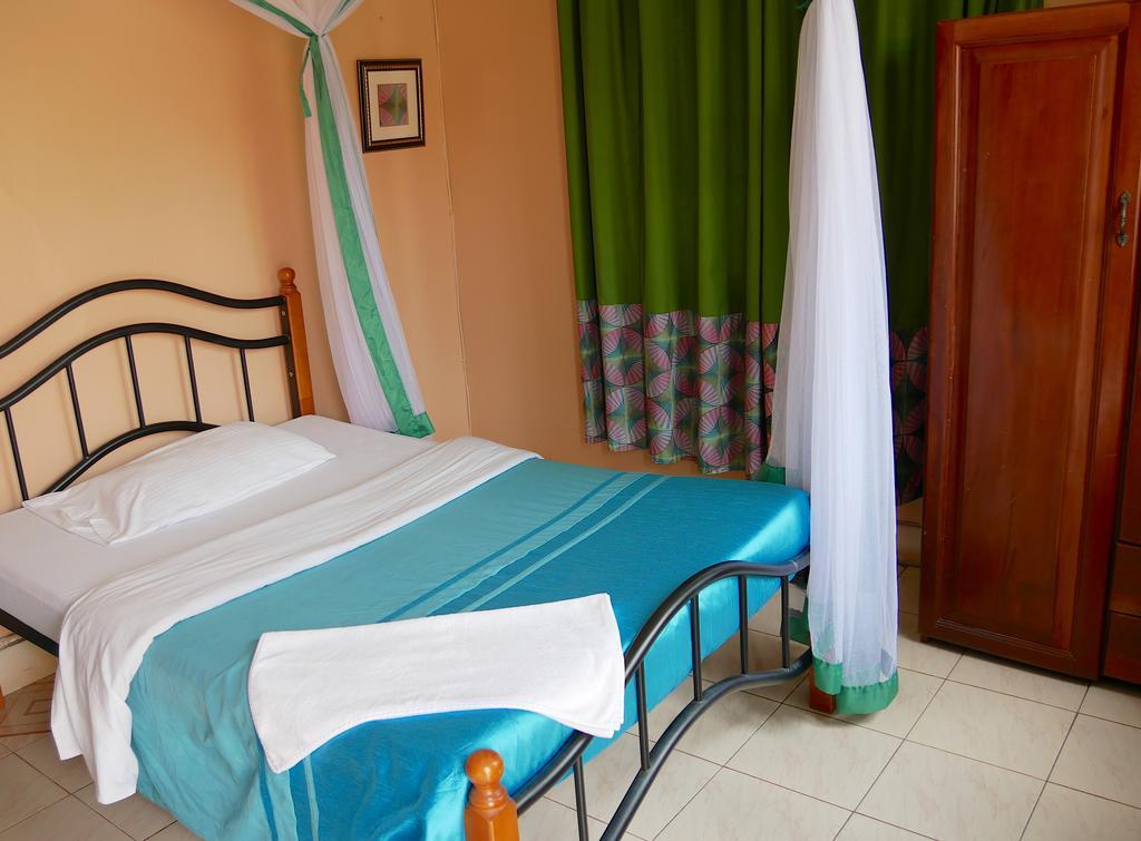 Hotel Acacia City Kampala Zewnętrze zdjęcie
